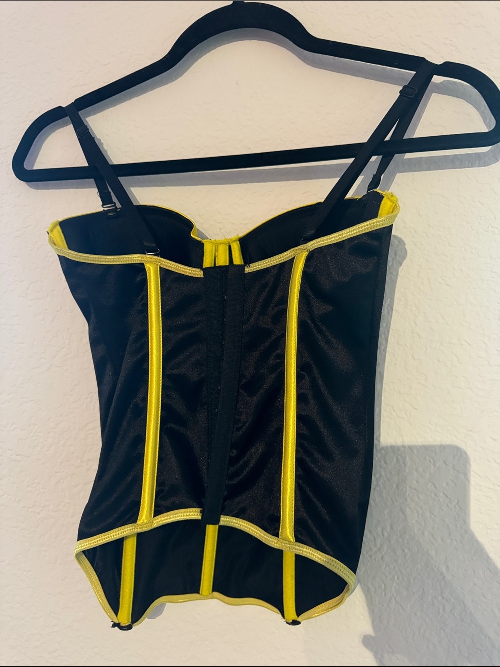 Batman corset top - Picture 2 of 4